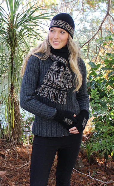 Merino Possum Reversible Koru Scarf