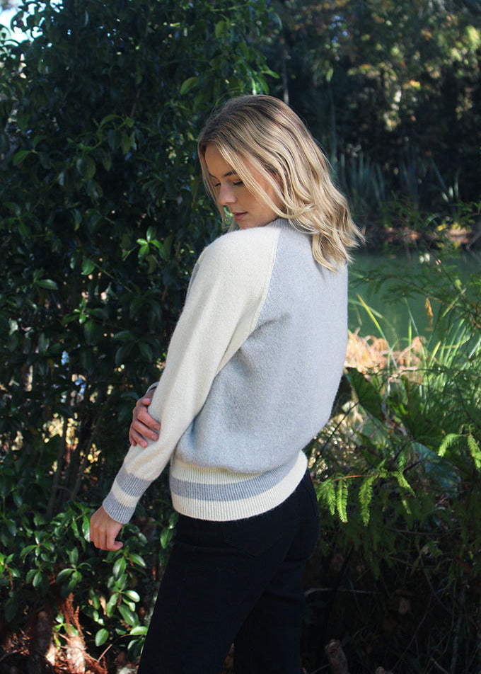 Dove 100% baby alpaca crew neck jersey  with ribbed cuffs and hem 