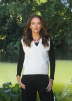 Baby Alpaca v neck vest with ribbed detailed hem