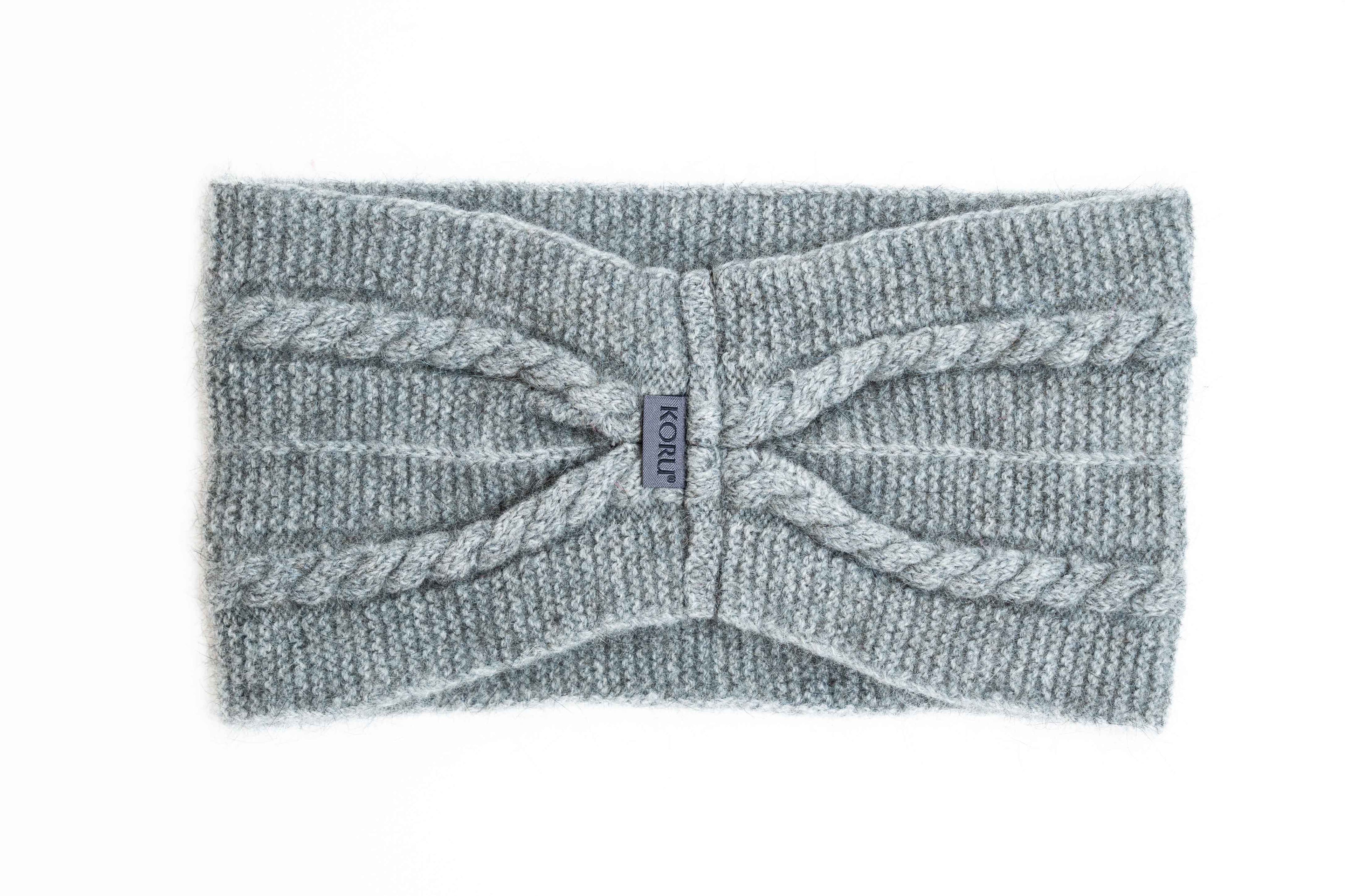 Koru Cable Headband

Possumsilk Collection™

Unisex, classic style. One size only&nbsp;

We have combined the qualities and natural warmth of fine merino wool with the softness of possum fur and added a little silk. Now you can enjoy the luxury of wearing this exclusive garment.
The vertical width of the band is 12.5 cm.

50% Merino Lambswool, 40% Possum Fur, 10% Silk

KO94