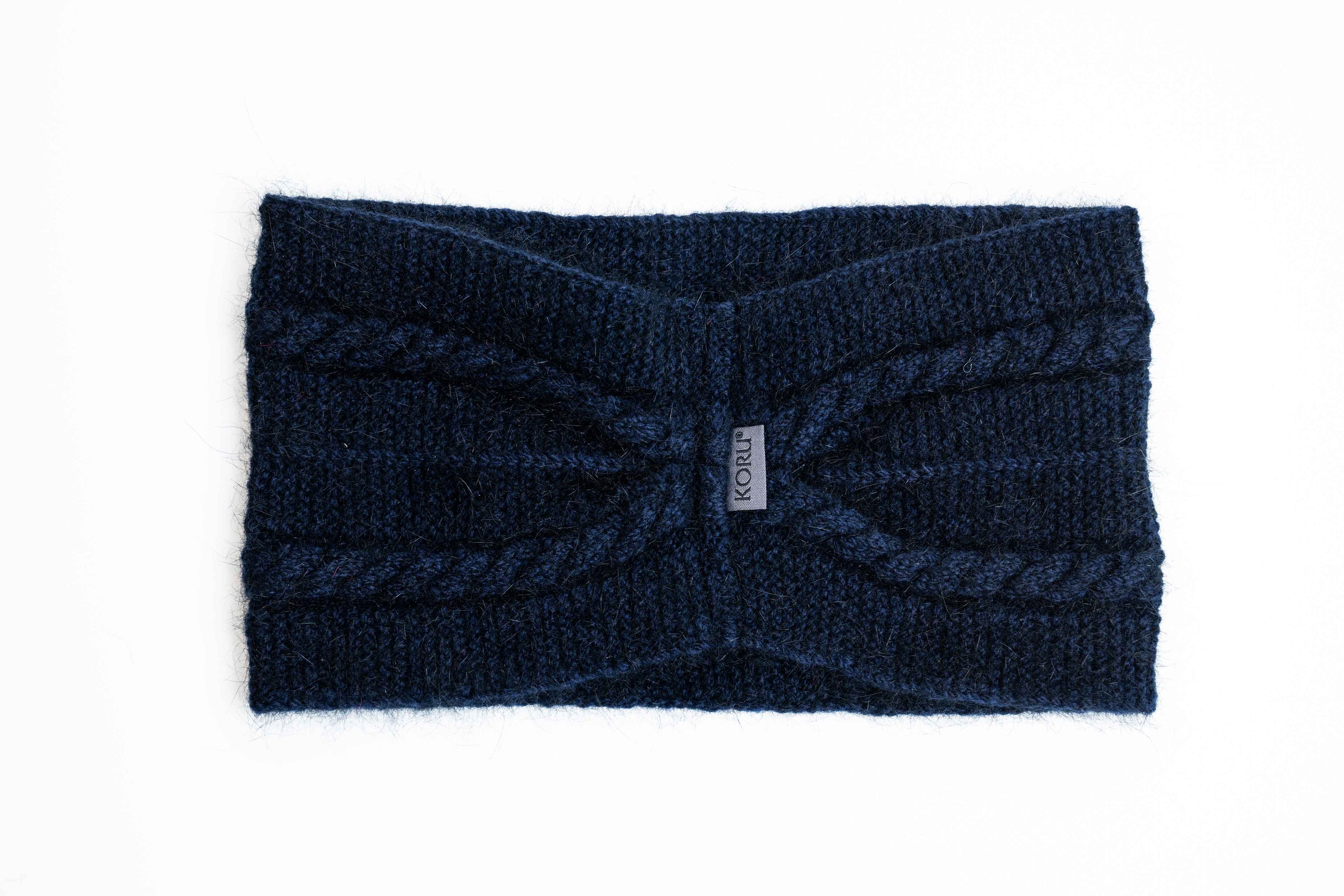 Koru Cable Headband

Possumsilk Collection™

Unisex, classic style. One size only&nbsp;

We have combined the qualities and natural warmth of fine merino wool with the softness of possum fur and added a little silk. Now you can enjoy the luxury of wearing this exclusive garment.
The vertical width of the band is 12.5 cm.

50% Merino Lambswool, 40% Possum Fur, 10% Silk

KO94