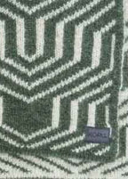 Koru Jacquard Throw

Possumsilk Collection™
A beautiful two-toned jacquard throw in a
multi-textured pattern.
This lovely, soft throw works well for both
home and travel.
YARN BLEND
65% Merino Wool
25% Possum Fur
10% Silk.
ONE SIZE—Approx. 130cm wide x 125cm long

KO965