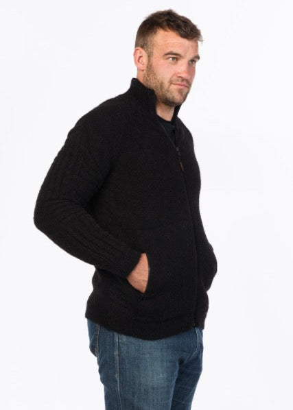 The Rural Full Zip Jacket is made from our exclusive fibre Ecoblend.This jacket features knitted-in front pockets, ribbed side detailing, and can be fully unzipped for easy wear.