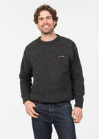 The Tasman Crew is created using a unique double-layer system, made with a 100% NZ wool outer layer and super soft EcoBlend lining, developed to maintain your optimum body temperature (36.6). Hardwearing and heavyweight for ultimate outdoor performance, complete with Suede elbow patches