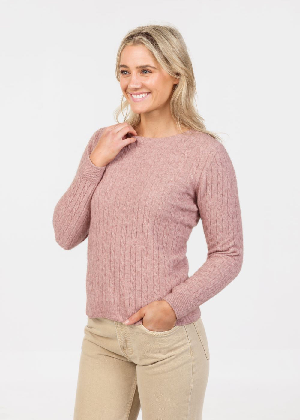 Native World Classic Cable Sweater Regular fit

Luxury Blend of Possum Fur, Superfine Merino Wool, and Silk in Lily colour