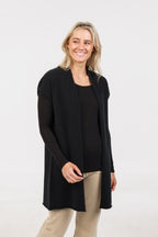 Native World Possum Gillet

Luxury Blend of Possum Fur, Superfine Merino Wool, and Silk
Colour - Black